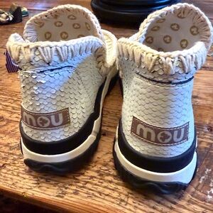 Mou Stylish White Moccasin-Style womenShoes 39/40